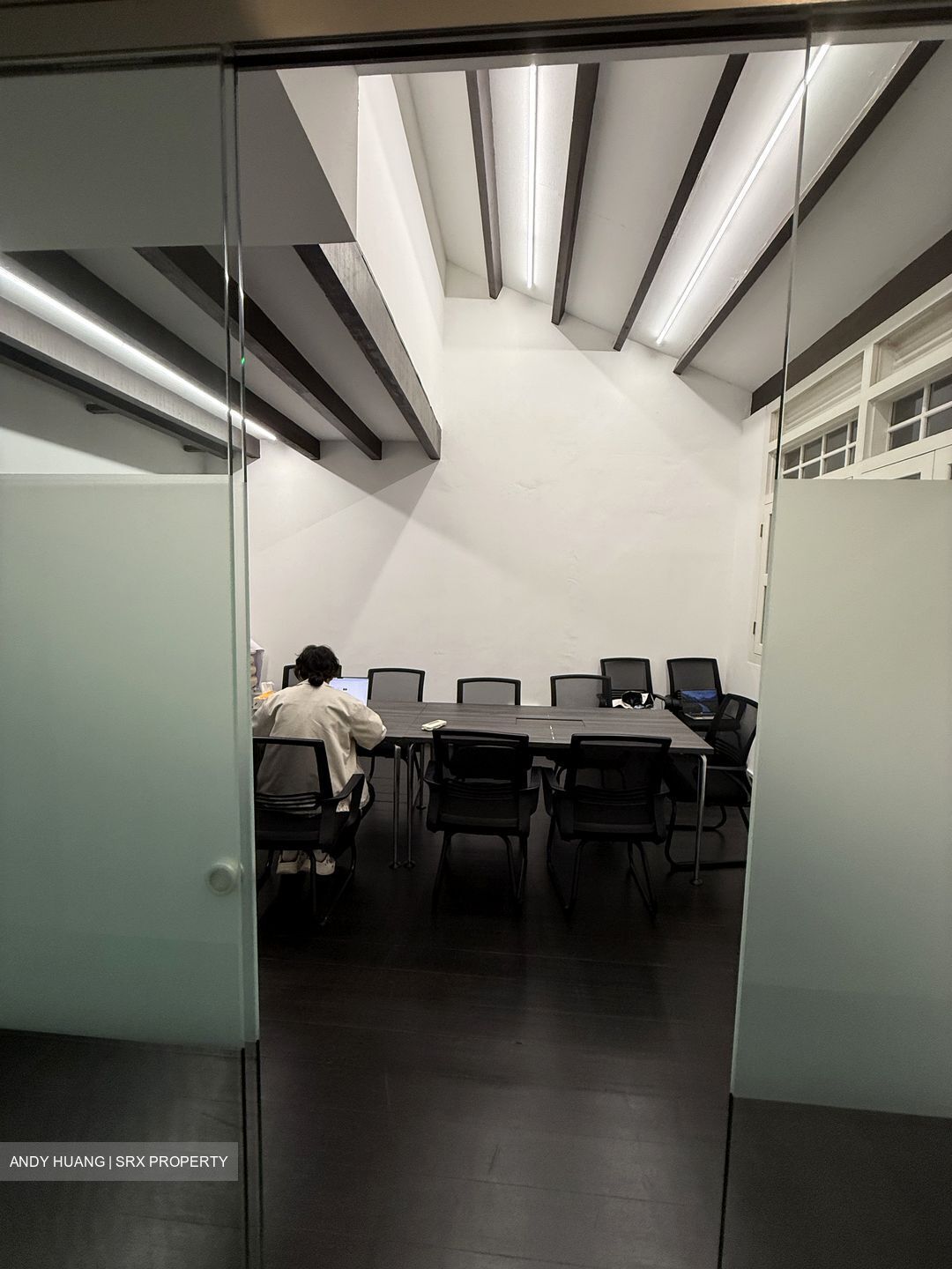 Tras Street (D2), Office #607972041